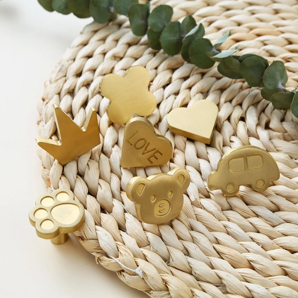 Brass Cartoon Door Handles Heart-shaped Cat\'s Paw Bear Furniture Handles Decoration Cupboard Cabinets Drawers Knobs Bedroom