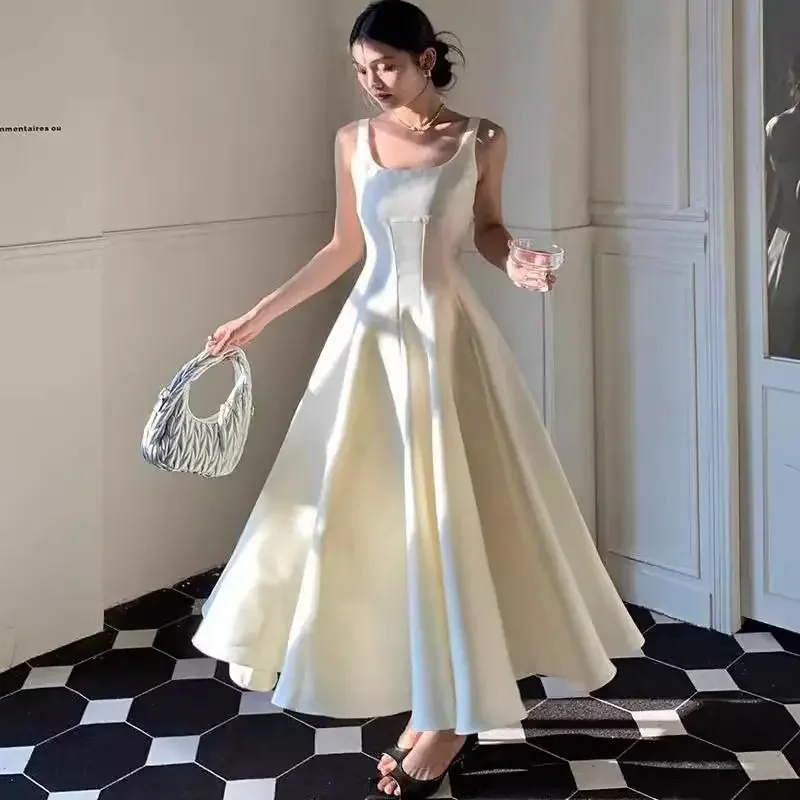 

Сексуальное однотонное универсальное элегантное платье с квадратным воротником и подтяжками во французском темпераменте, облегающее талию