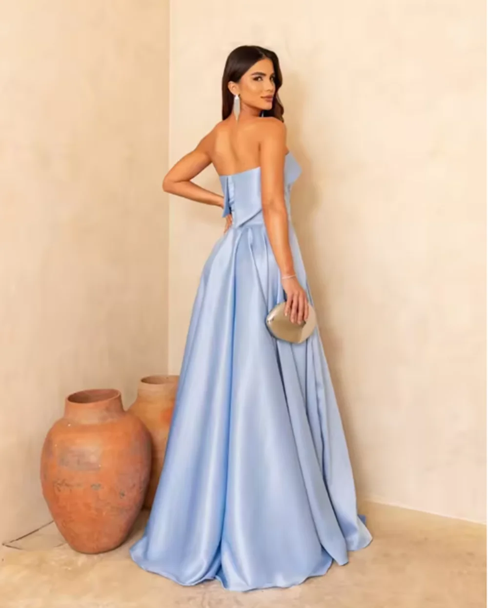 فساتين وصيفة الشرف أنيقة باللون الأزرق السماوي على شكل حرف a بدون حمالات على شكل زهور مطوي فستان الحفلات 2025 فساتين حفلات الزفاف حسب الطلب