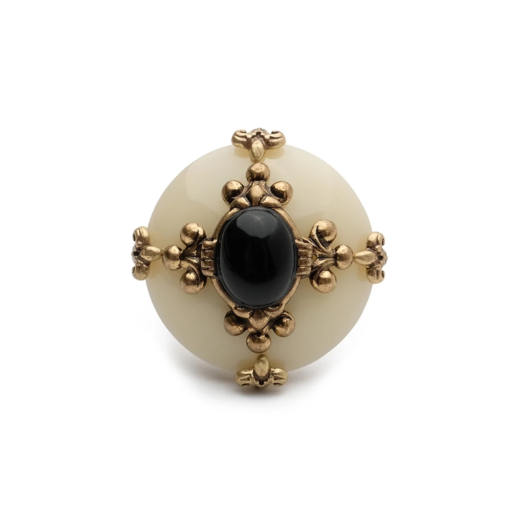 Amorita boutique vintage white agate design party ring