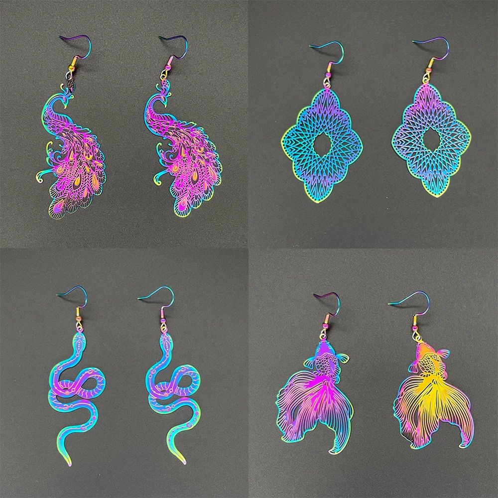 Hollow Out Filigree Earrings Dazzle Color Peacock Serpent Koi Leaf Earrings for Women Fashion