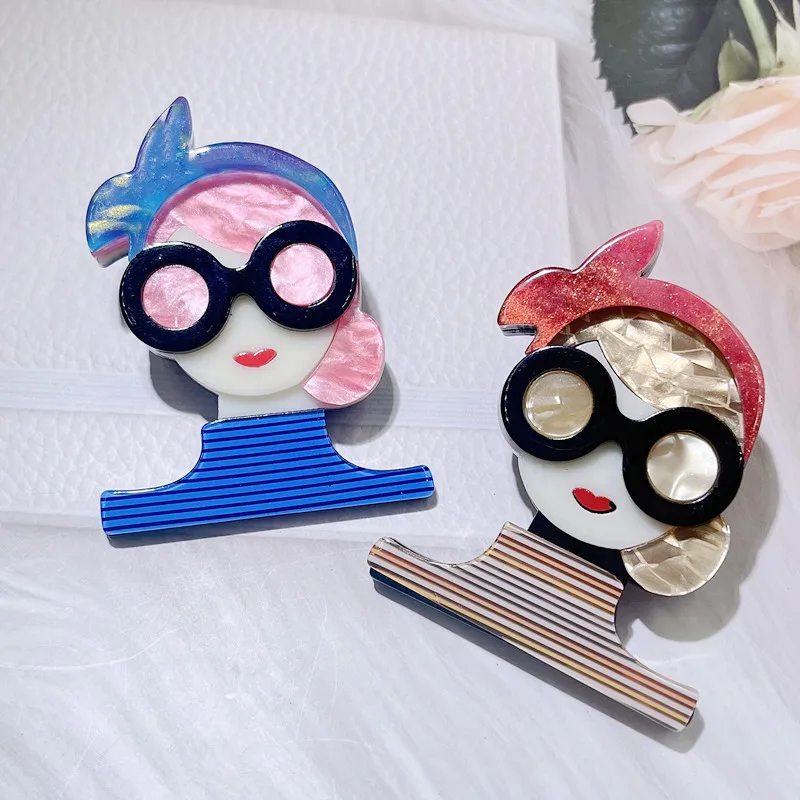 Colorful Stripes Wear Bowknot Glasses Gentle Lady Brooches For Women Acrylic Teacher Elegant Figure Party Office Bag Pin Gifts