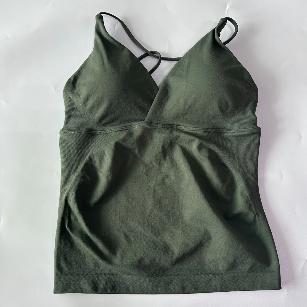 Twist-Front-Longline-Top, rückenfreies Sport-Tanktop für Damen, gepolsterte Yoga-Weste, Workout-Fitness-Top, hochelastisch, schnelltrocknend, für Laufen und Fitness. – Detail 13