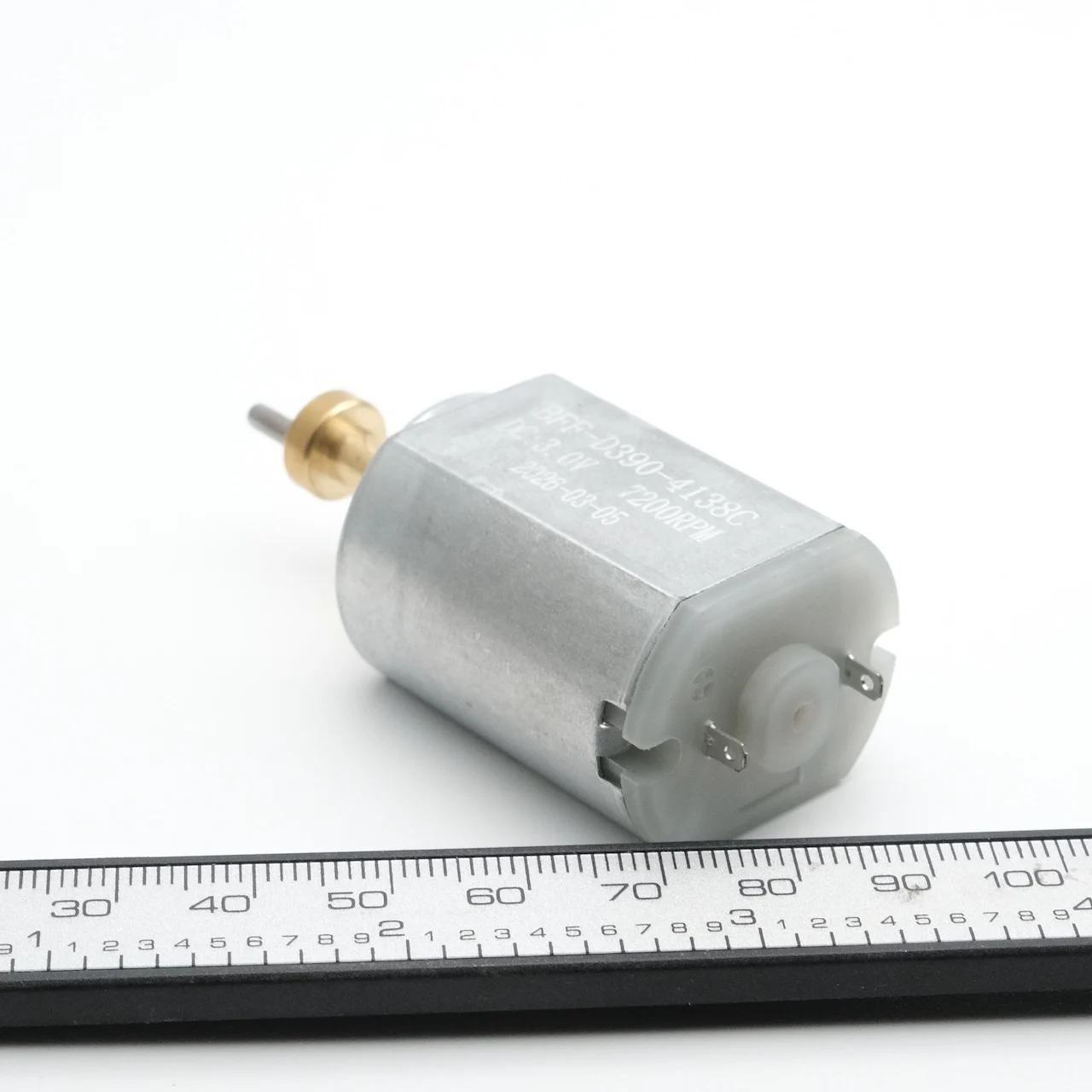 Micro Brushed DC Motor 3.0V Low Voltage 7200RPM High Speed Small Size Hair Pushing Cutting Equipment Metal Motor 390PA