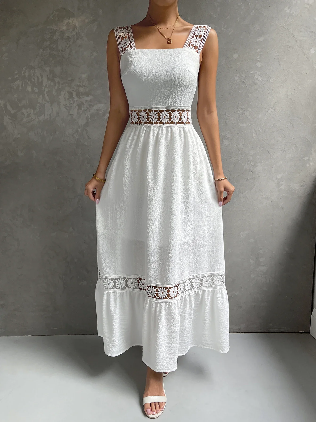 

2024 New Fashion Lace Patchwork Slessveless Long Dress Boho Strap Waist Dresses