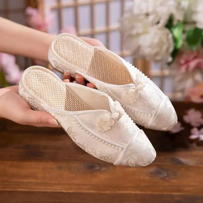 

Ethnic Style Women New Low Heel Baotou Cloth Slippers Soft sole Non slip Breathable Home Slippers Light Outdoor Half Slippers