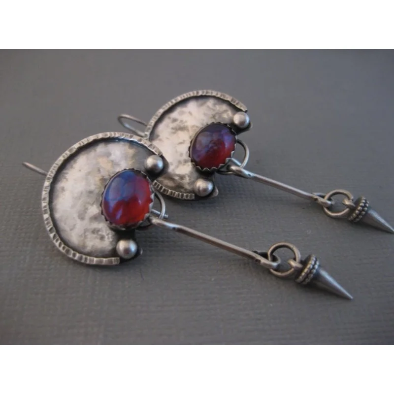 Fashion Vintage Silver Color Labrador Volcanic Rock Waterfall  Red Ston Fishing Bullet Earrings Jewelry