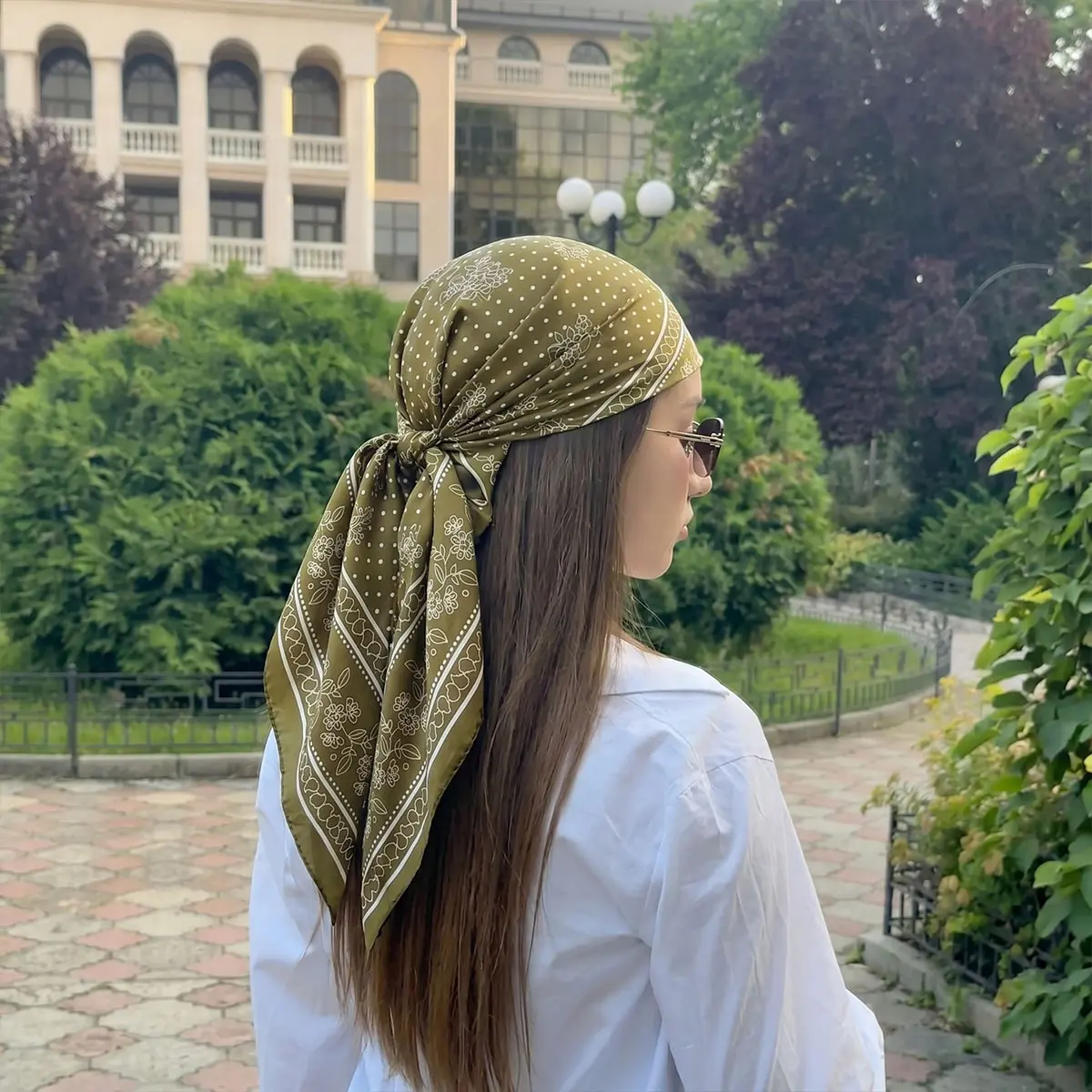 

New 70cm Square Silk Scarf for Women Fashion Ladies Satin Neck Hair Tie Bandana Female Foulard Beach Stoles Hijab Scarves Pareo