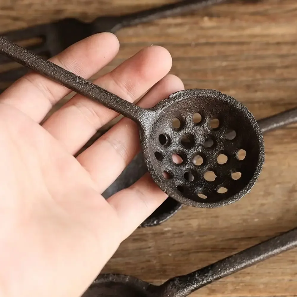 Vintage Iron Spoon Fork Wall Decor Rustic Style ，Hanging Cutlery Shape ， Artistic Design Cast Iron Kitchen Wall Art