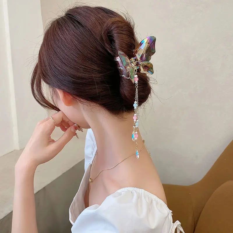 Fashion Crystal Butterfly Tassel Hair Claw Horsetail Hair Crab Clip Ladies Sweet Pendant Hair Claw Headdress Grab Clip