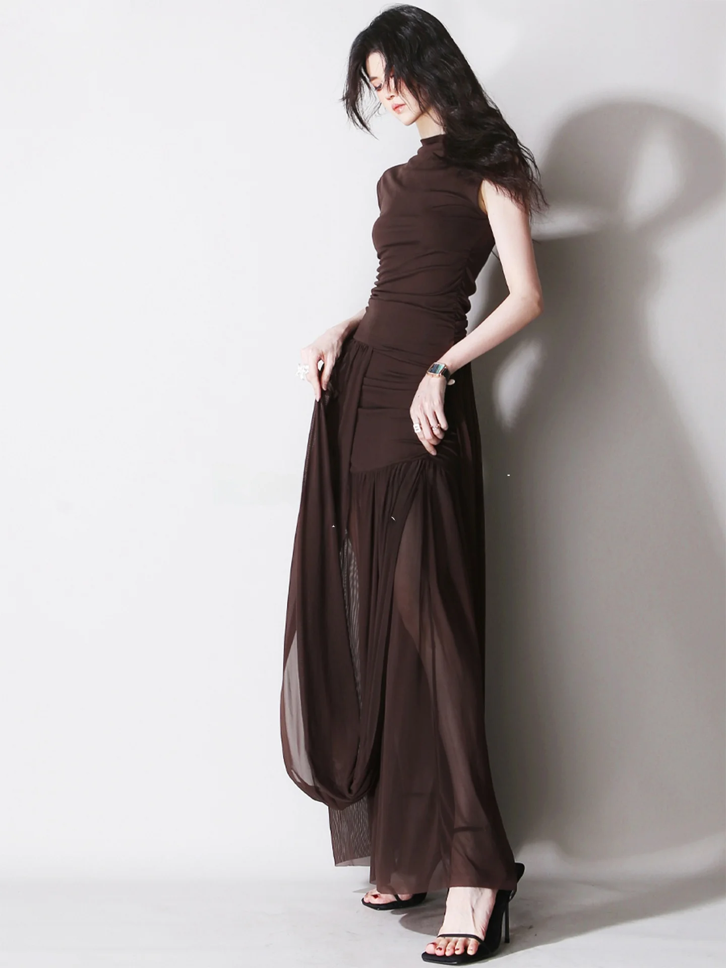 

ROUJE KEFSS Asymmetrical Slim Fit Summer Long Dress Casual Style Mesh Material Sleeveless Draped Gown for Ladies