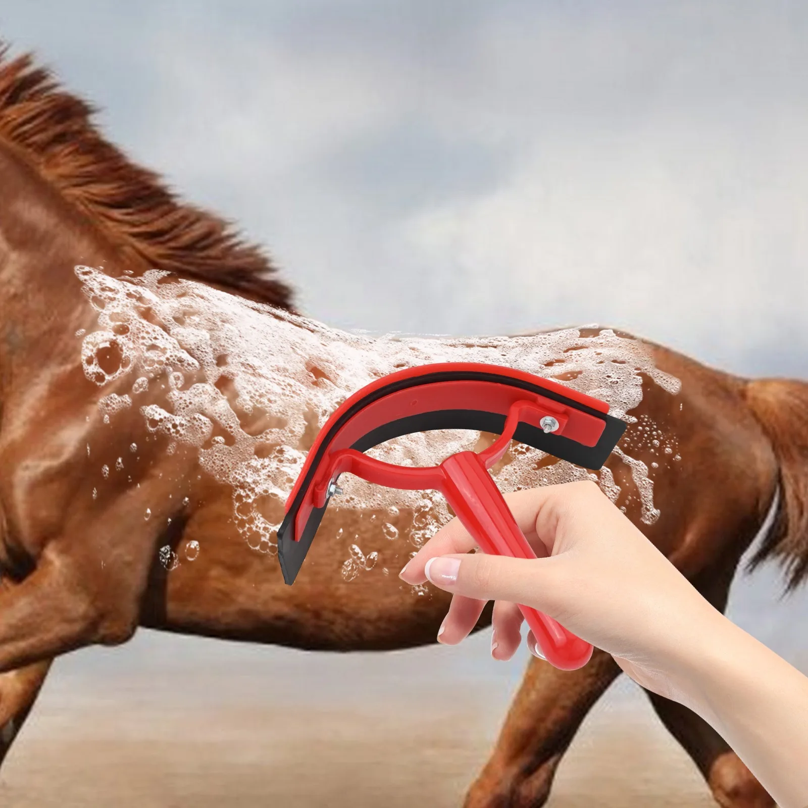 Ergonomic Horse Tool Horse Sweat Scraper Horse Bathing Time-Saving Tool Comfortable Horse Care Ergonomic Grip Design
