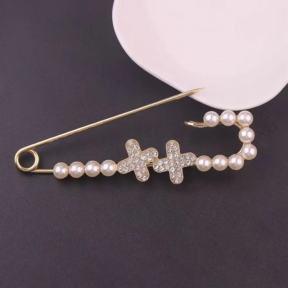 Luxurious Rhinestones Brooches Sparkling Adjustable Safety Metal Pin Crystal Zircon Clothing Fixing Pins Pants Adjustment