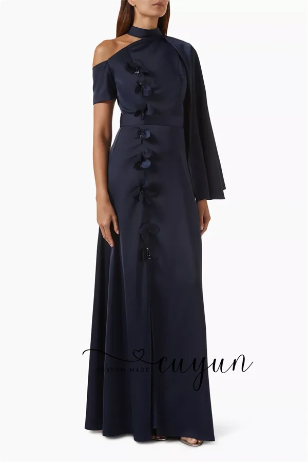 فساتين سهرة أنيقة مخصصة من CUYUN للمناسبات الخاصة باللون الأزرق الداكن ثلاثية الأبعاد فستان حفلات بفتحة جانبية فستان حفلات ملابس الضيوف