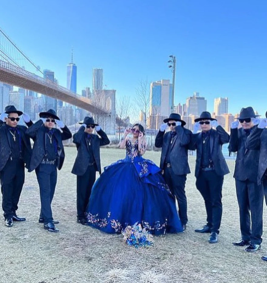 Lorencia Luxury Royal Blue Quinceanera Dresses Ball Gown Long Sleeve Embroidery Beaded Sweet 16 Dresses Vestido De 15 Años YQD70