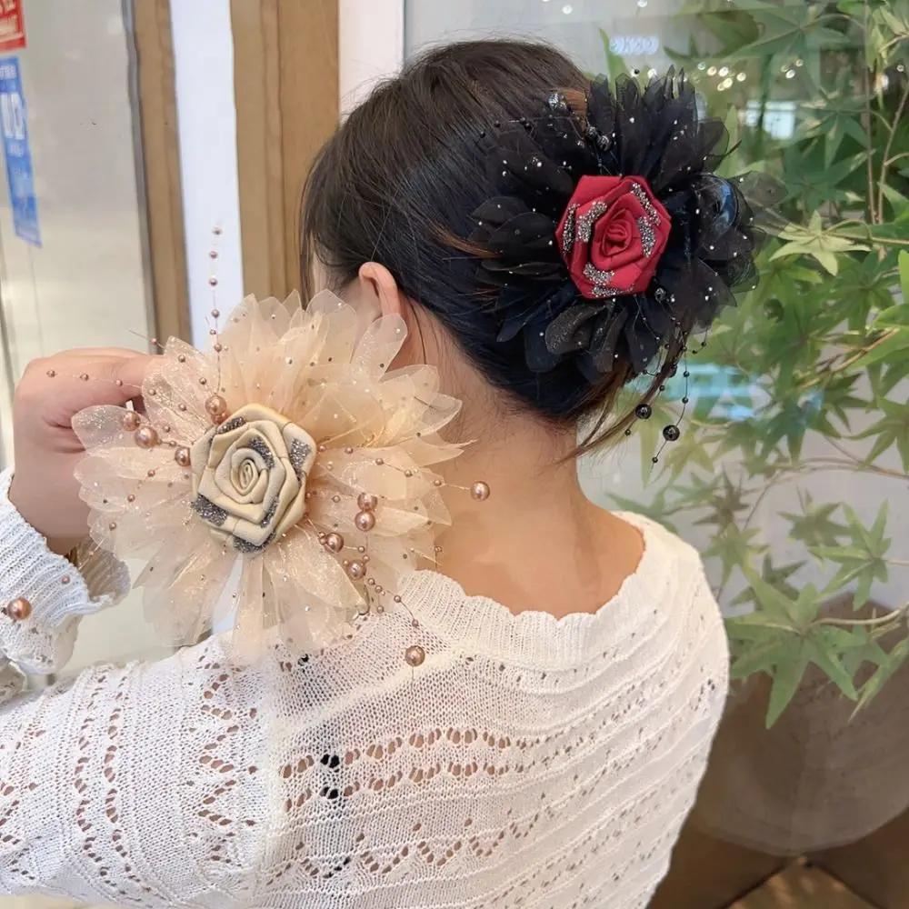 Jepit Rambut Bunga Mawar Modis Jepit Rambut Rumbai Manik Besar Pegangan Klip Hiu Elegan untuk Anak Perempuan