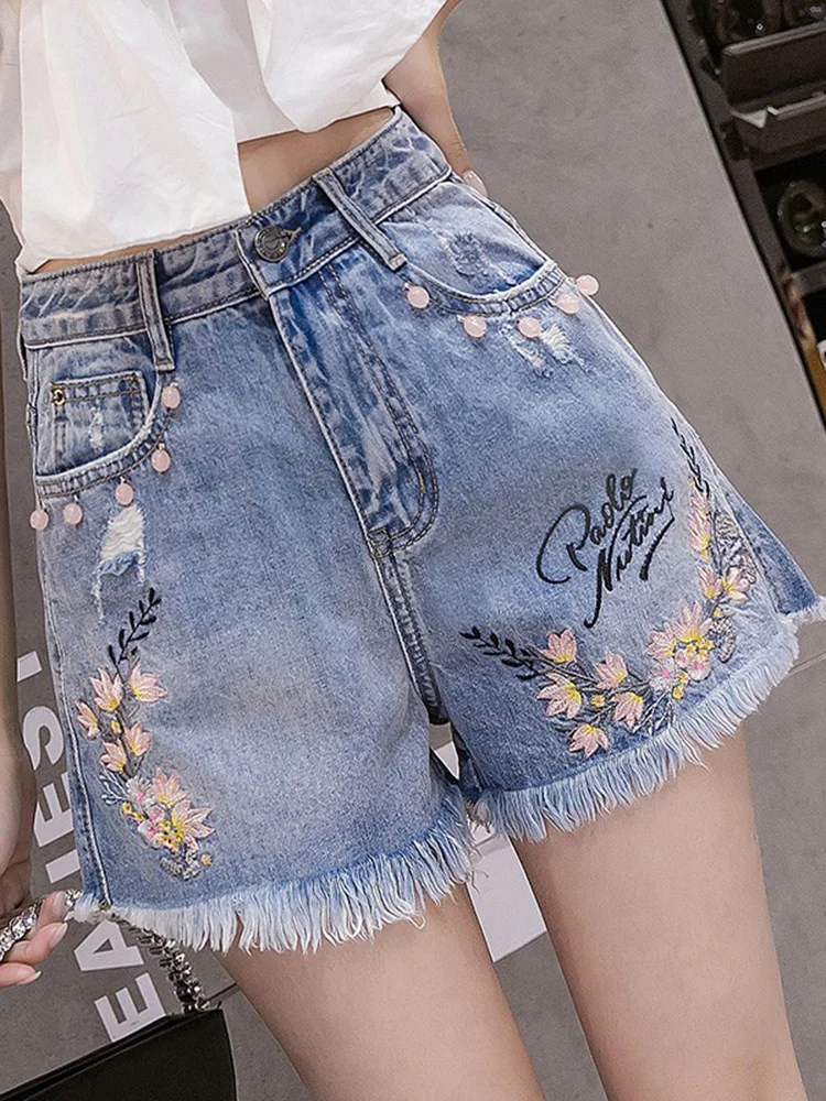 

2024 Women Summer Fashion Embroidery 3D Flower Shorts Female High Waist Denim Shorts Ladies Casual Wide Leg Short Jeans H157