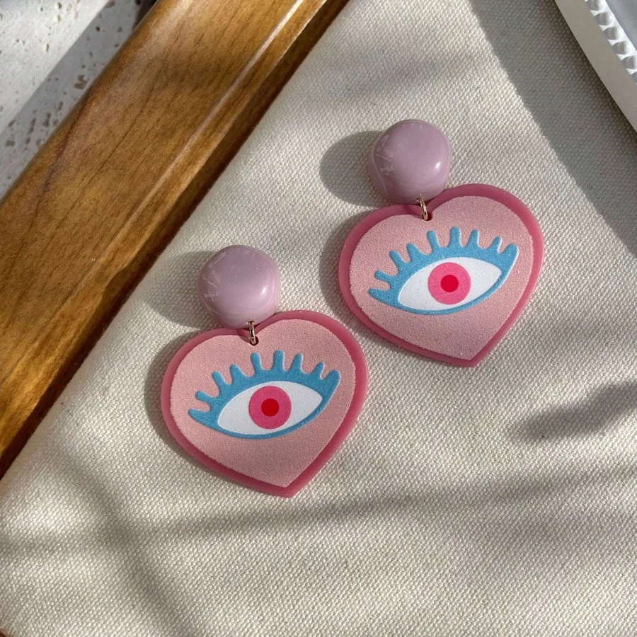 

Pink Heart-Shaped Acrylic Clip-On Earrings With Blue Eyelash Eye Print, Y2K Retro Style For Casual Streetwear And Festive