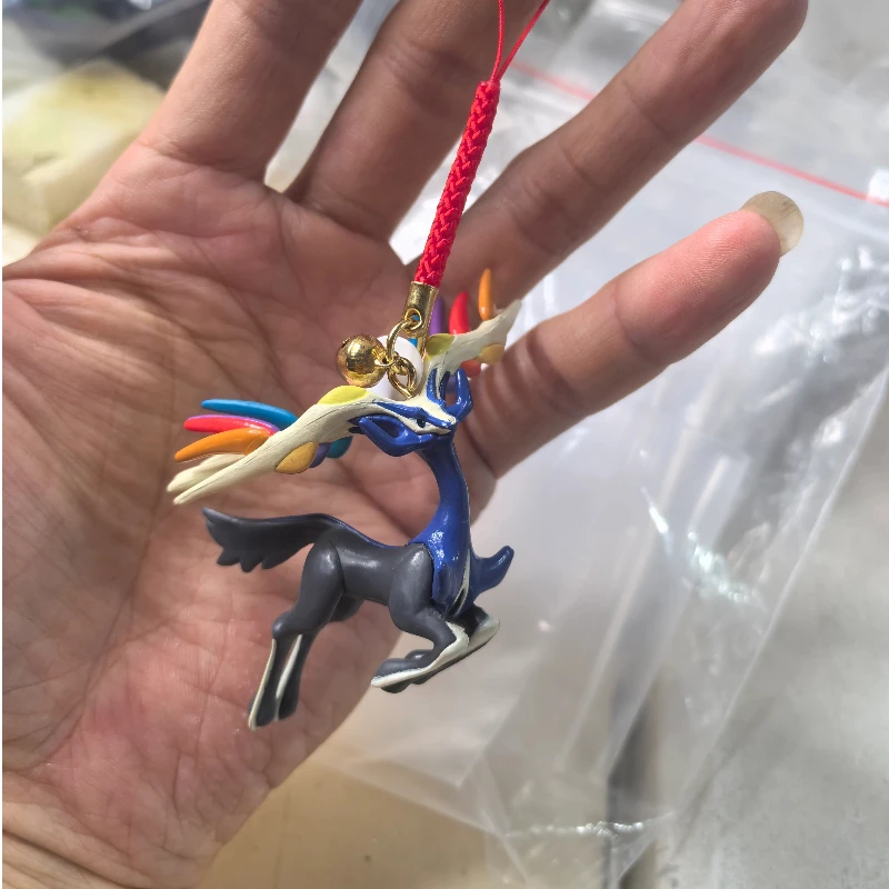 japao-anime-pokemons-xy-xerneas-figura-de-acao-boneca-brinquedos-colecionaveis-xerneas-pingente-charme-acessorios-presente-para-criancas