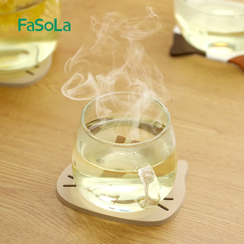 FaSoLa 2 PCS/set Mixed-Color Japanese-Style Cute Cat Cartoon Coasters, Heat-Proof Cup Mat, Anti-Slip PVC Coasters