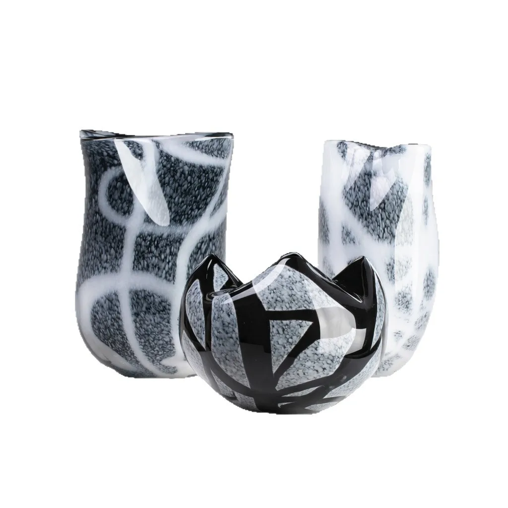 

DSA black and gray pleated edge big belly flower ware glass modern simple model room home dining table furniture with vase