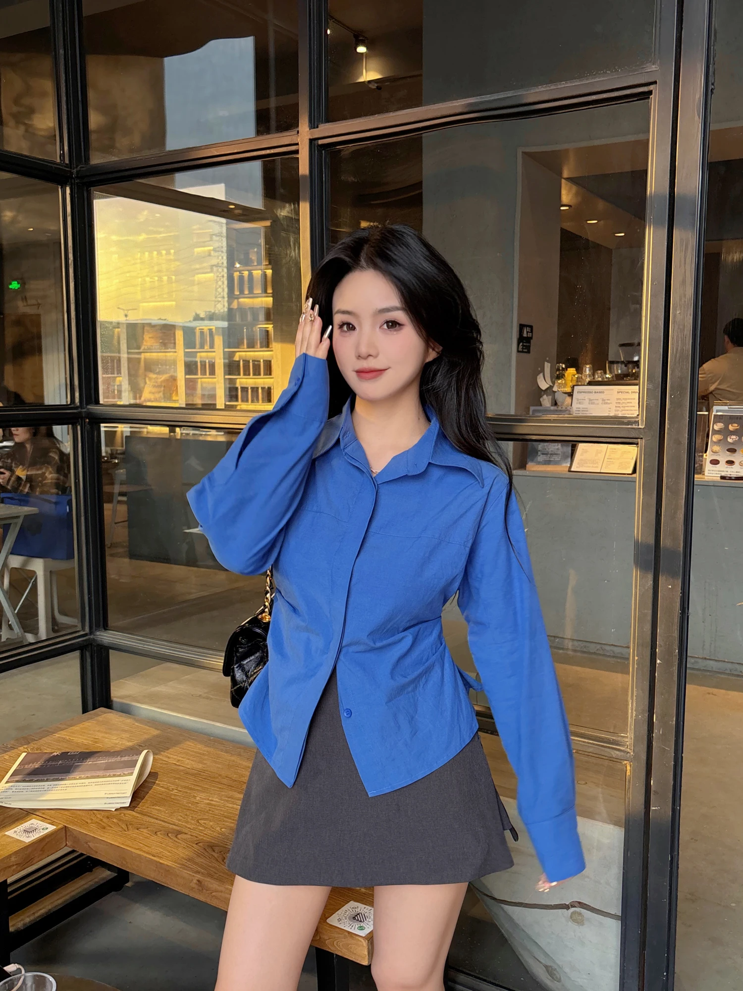 

Женская приталенная рубашка с длинным рукавом, белая, с завышенной талией, цвета синий Кляйн, из смесового хлопка, для делового повседневного стиля