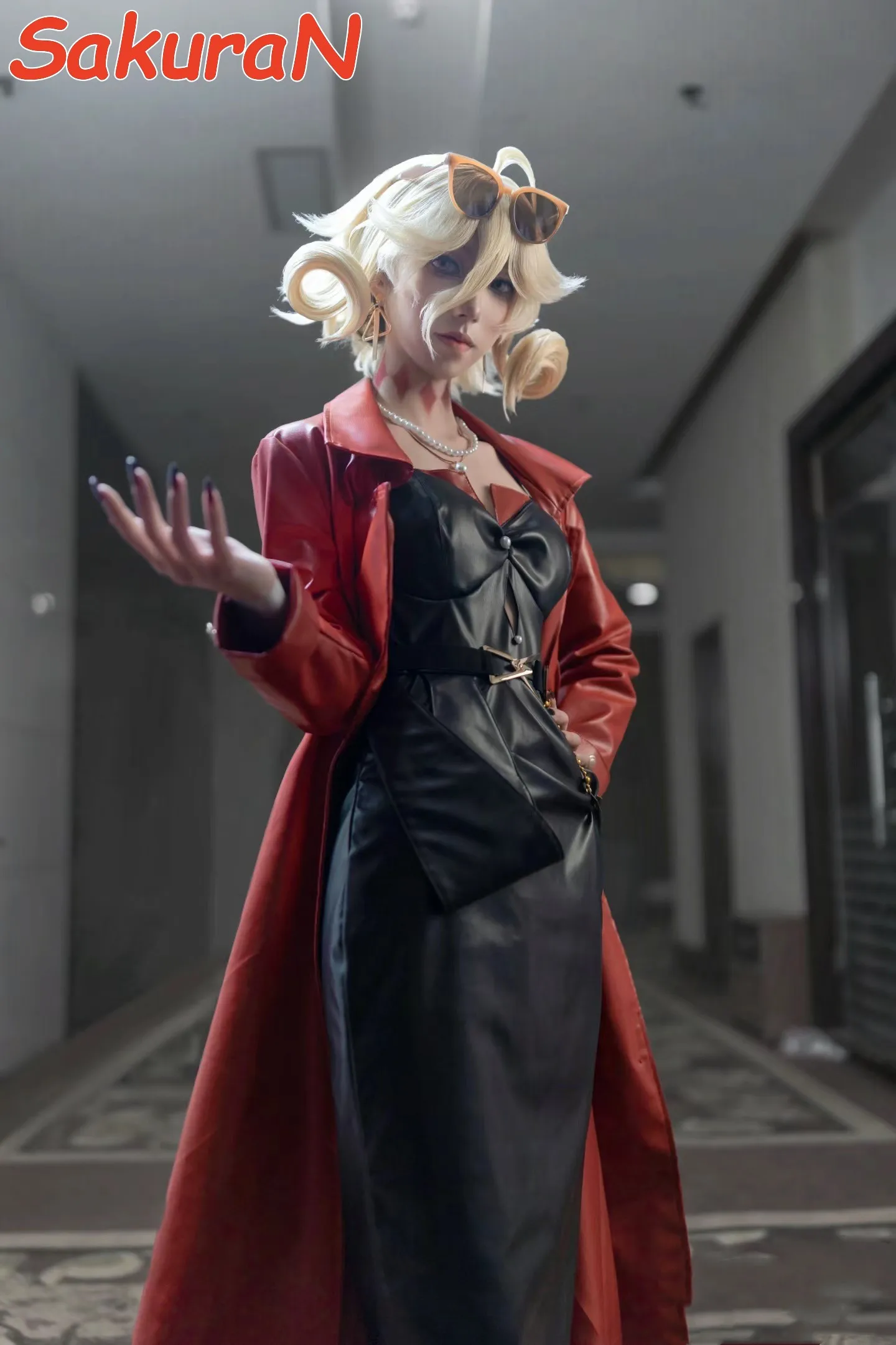 Identity V Lawson Bloody Queen Cosplay Costume Marie New Skin Red Trench Coat Marie Wig Necklace Full Set Women Hallowen Cosplay