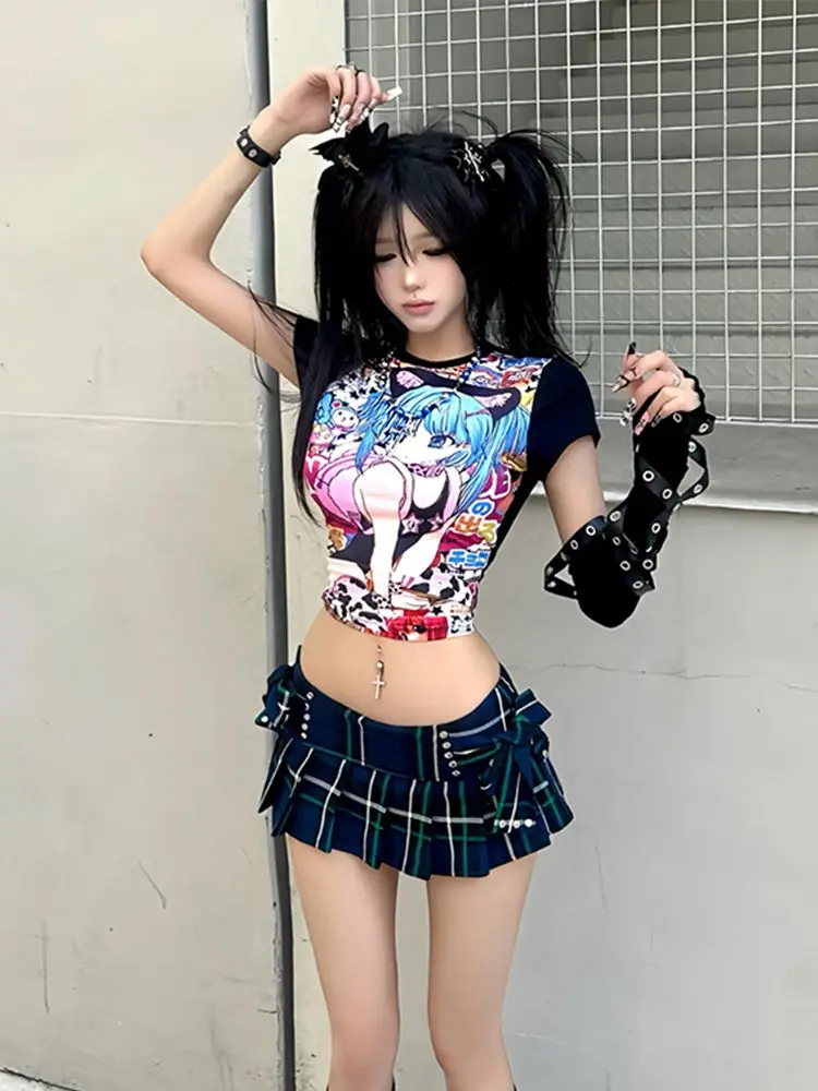 

Sweet Anime Prints Aesthetic T-shirts Slim Short-sleeved Crop Tops Women Summer Streetwear Design Y2K Clothing Sexy Tees Tshirt