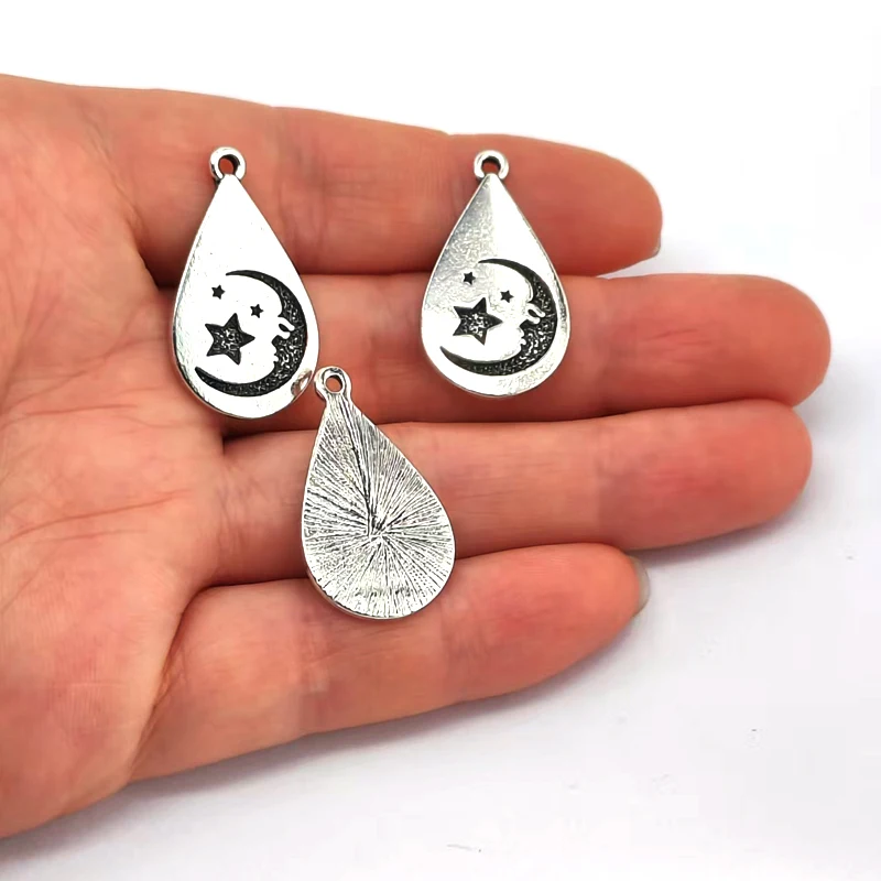 

50PCS 2.6CMX1.5CM simple Water droplet shaped moon star charms DIY