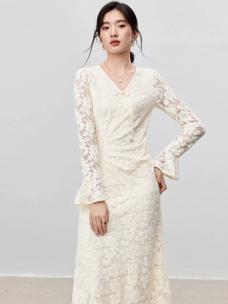 

SENTUBILA Women's Chinese Style Lace Dress Autumn 2025 V-Neck Elegant Embroidery Elastic Waist Flare Sleeve Dress 153LU2884