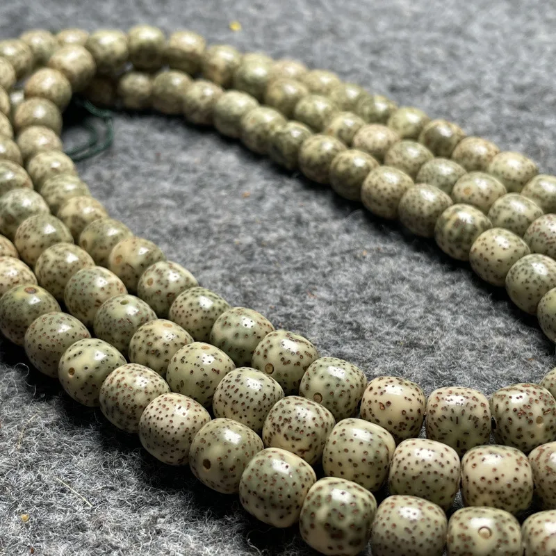 Highly polished natural jadeite star-moon seed , green-skinned authentic bodhi old-style barrel beads, 108-bead Buddh