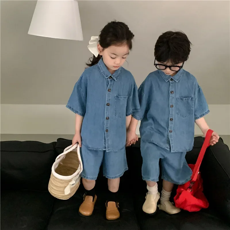 

Summer Children fashion thin cool denim clothes set Boys and girls loose short sleeve denim shirt and shorts 2pcs sets