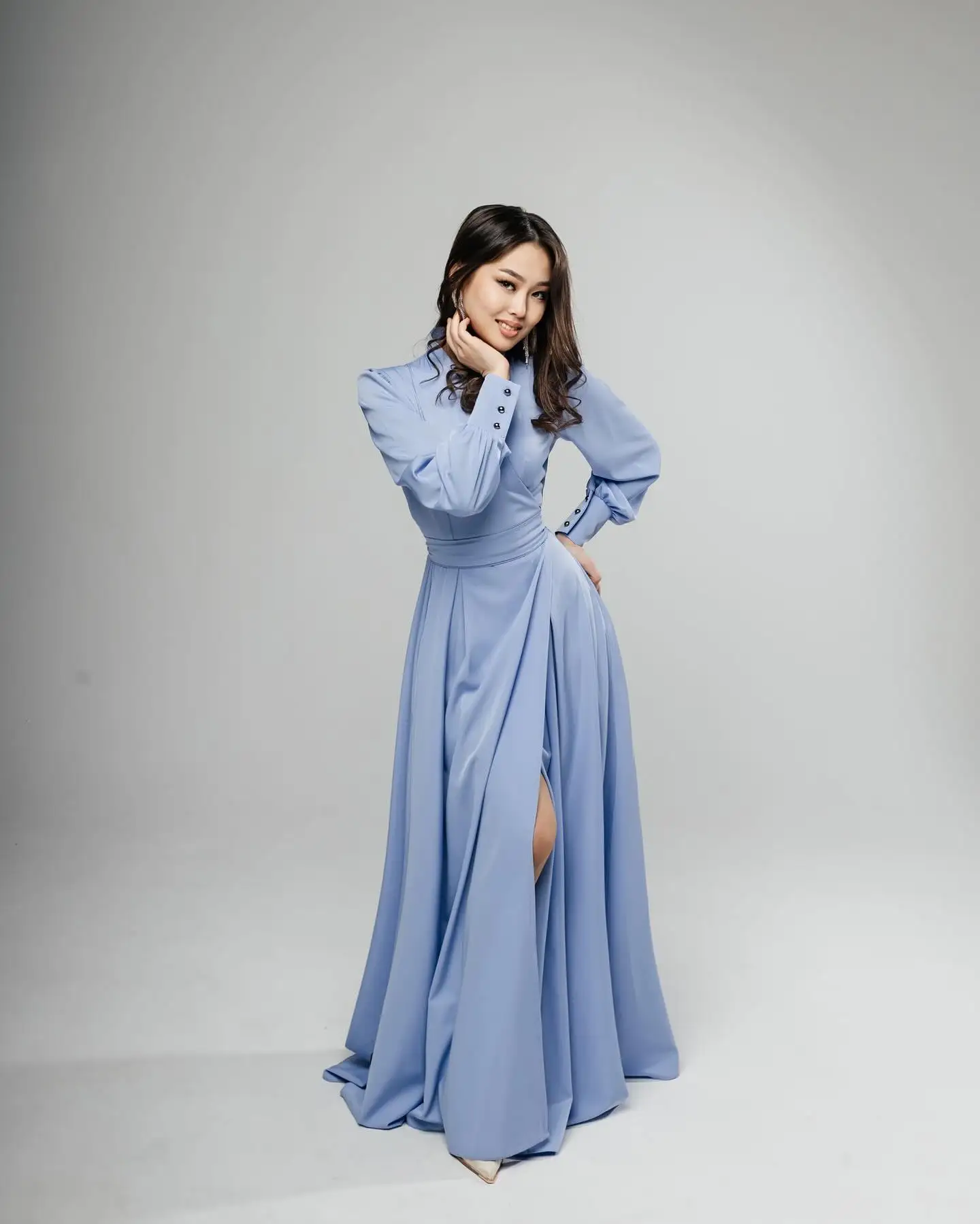 Вечернее платье по индивидуальному заказу с v-образным вырезом и открытыми плечами, длинными рукавами, платья для выпускного вечера, трикотаж с скользящим шлейфом и пуговицами сзади, платья знаменитостей