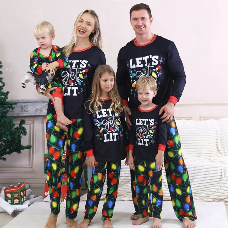 

Christmas Family Matching Outfits Pajamas Set Long Sleeve Pjs Shirt and Pants 2 Piece Xmas Holiday Sleepwear Homewear
