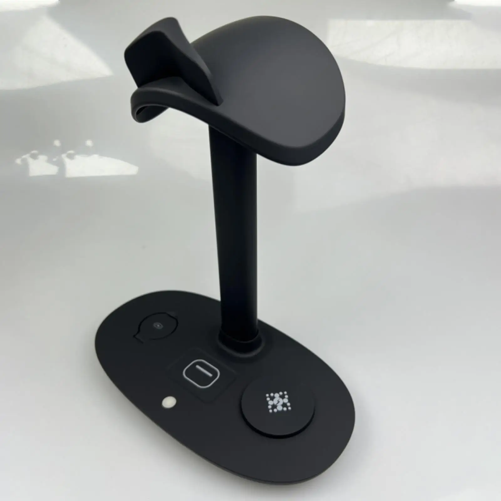 3 in 1 Charging Station VR Glasses Hanger Black Accessory Phone Watch Earphone Stand for Bedroom Indoor Office Study Game Room