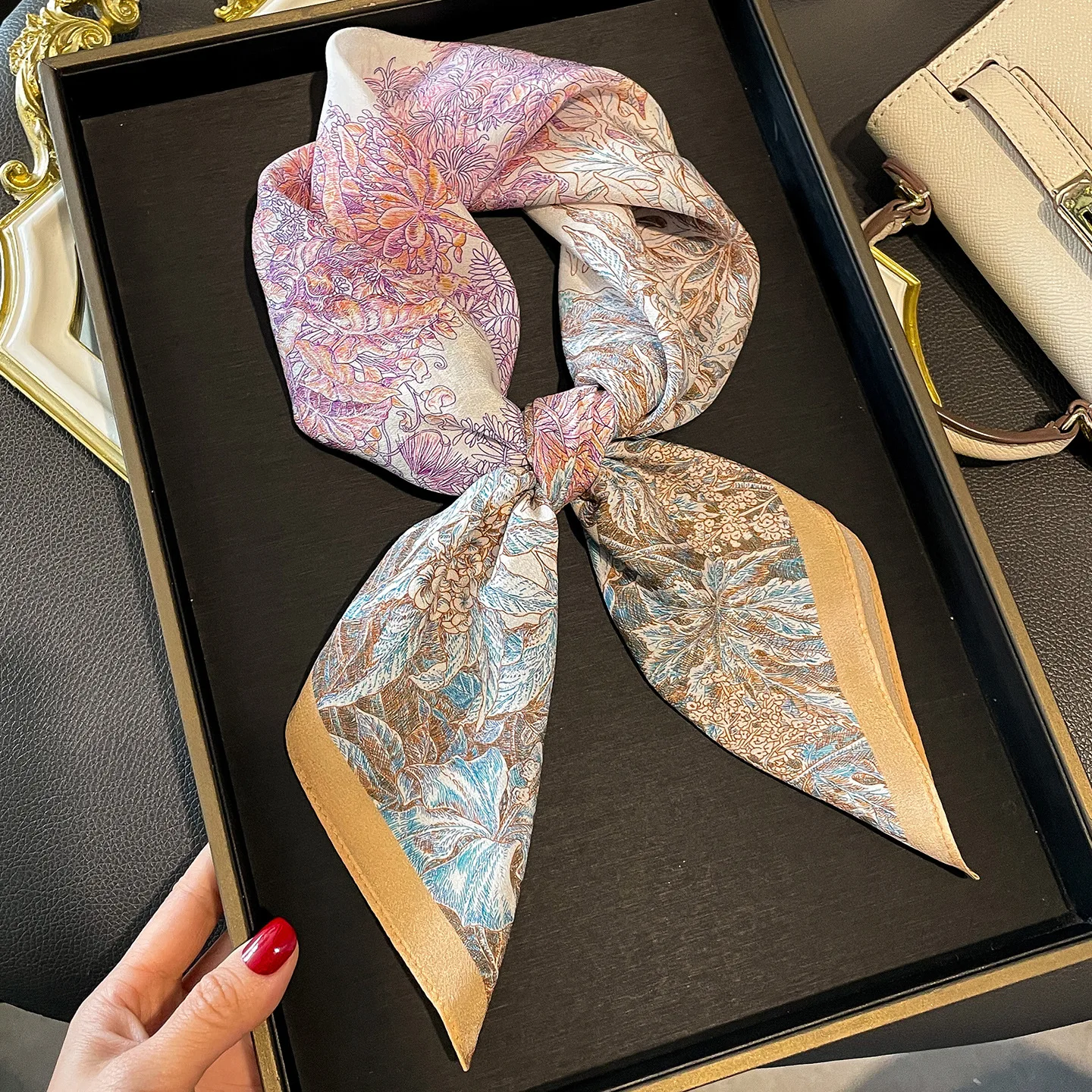 2025 جديد 100% وشاح حريري طبيعي المرأة ساحة شالات يلتف الأوشحة الفولار الباشمينا منديل الإناث الحجاب باندانا المعطف 65 سنتيمتر