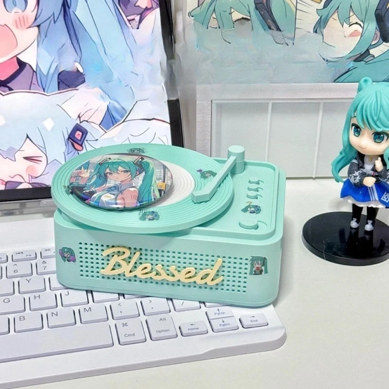 

New Hatsune Miku Kawaii little yellow duck cartoon niche high-end atmosphere Bluetooth audio cute cartoon home audio girl gift