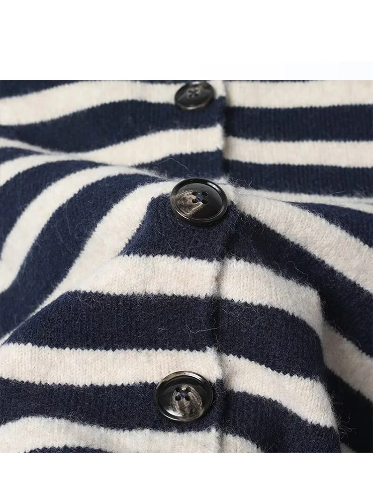 

HH Women Fashion Cardigans Round Collar Knitted Cardigan Autumn Women Chic Single Breasted Striped Long Sleeve Short Top