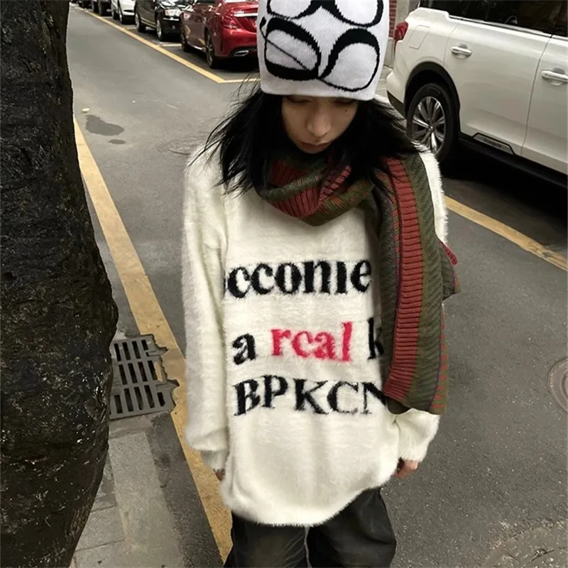 

Winter New American Letter Printed White Long-sleeved Knitwear High Street Design Sense Simple Sweater Women's Fashion Clothing