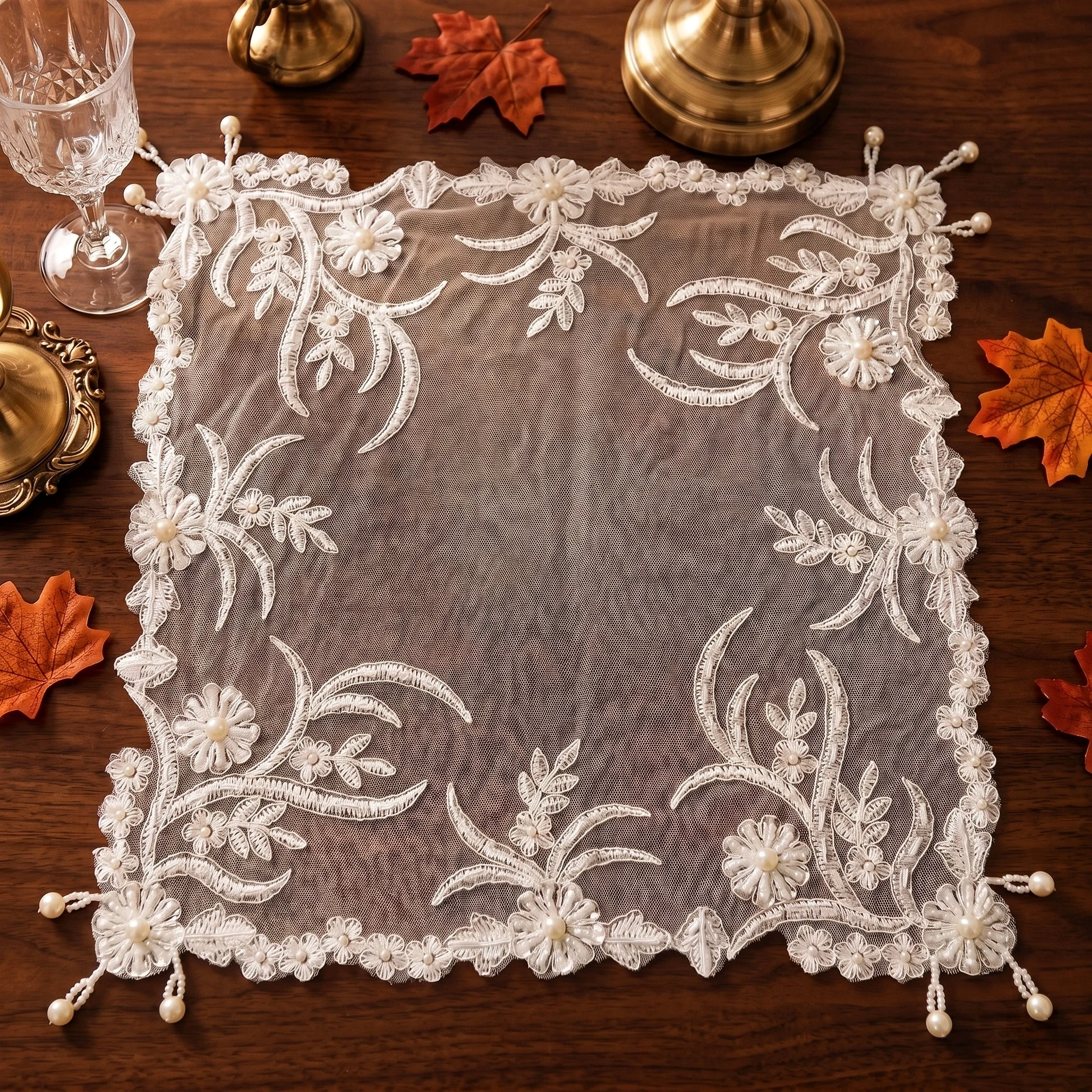 Set Of 4pcs Elegant Embroidery Breakfast Placemats White Lace Wedding Napkins Pearl Decoration Multifunctional Cover Cloth view 5
