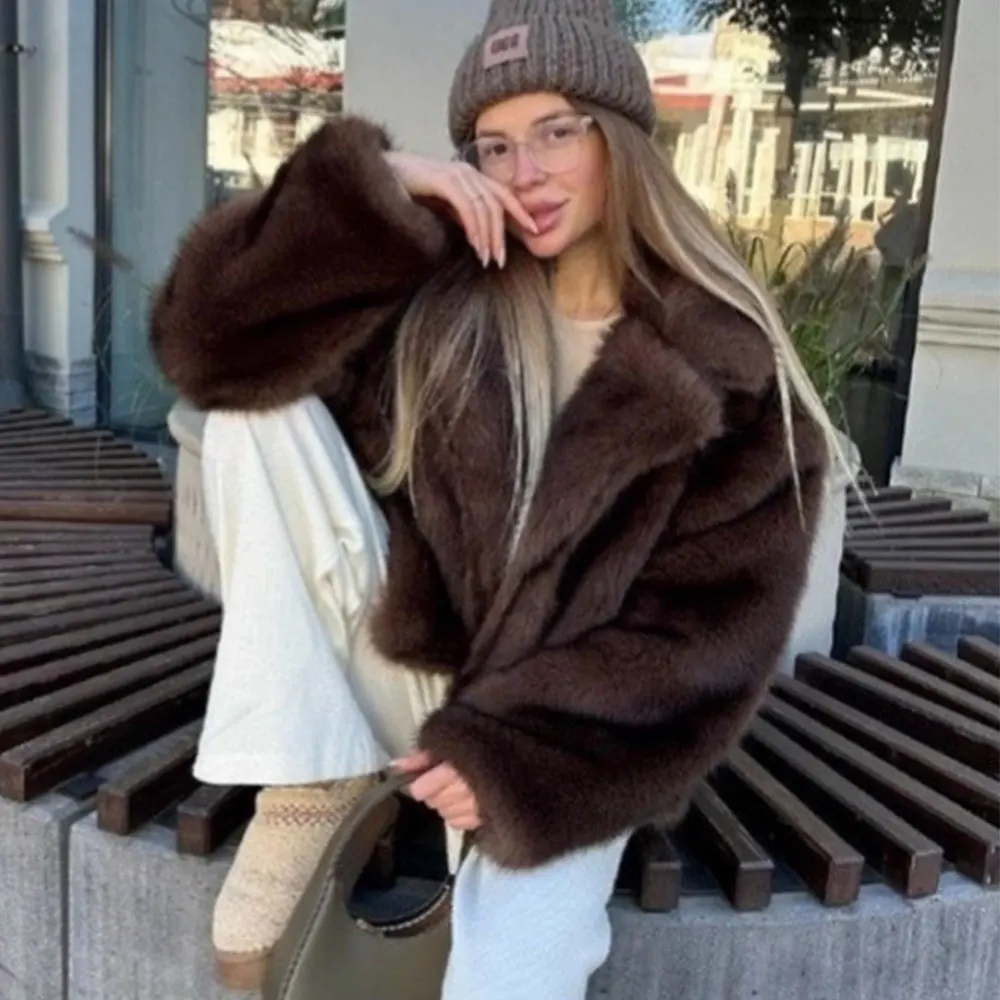여성용 플러피 재킷 겨울옷 짧은 인조 여우털 코트 한국 스타일 캐주얼 블랙 아우터 여성용 두꺼운 따뜻한 플러시 오버코트
