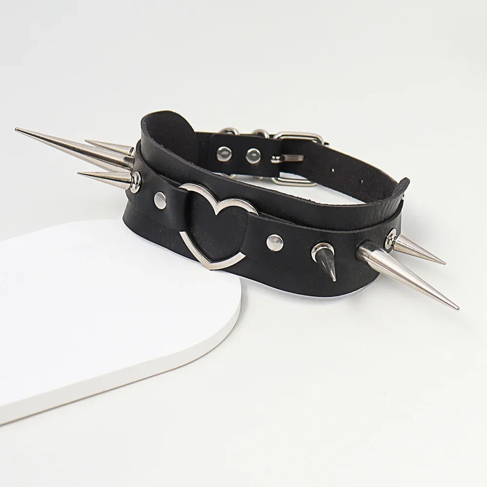 Dark Harajuku Punk Individuality Hip hop Black Spike Overlength rivet Love Choker PU Leather Pendant