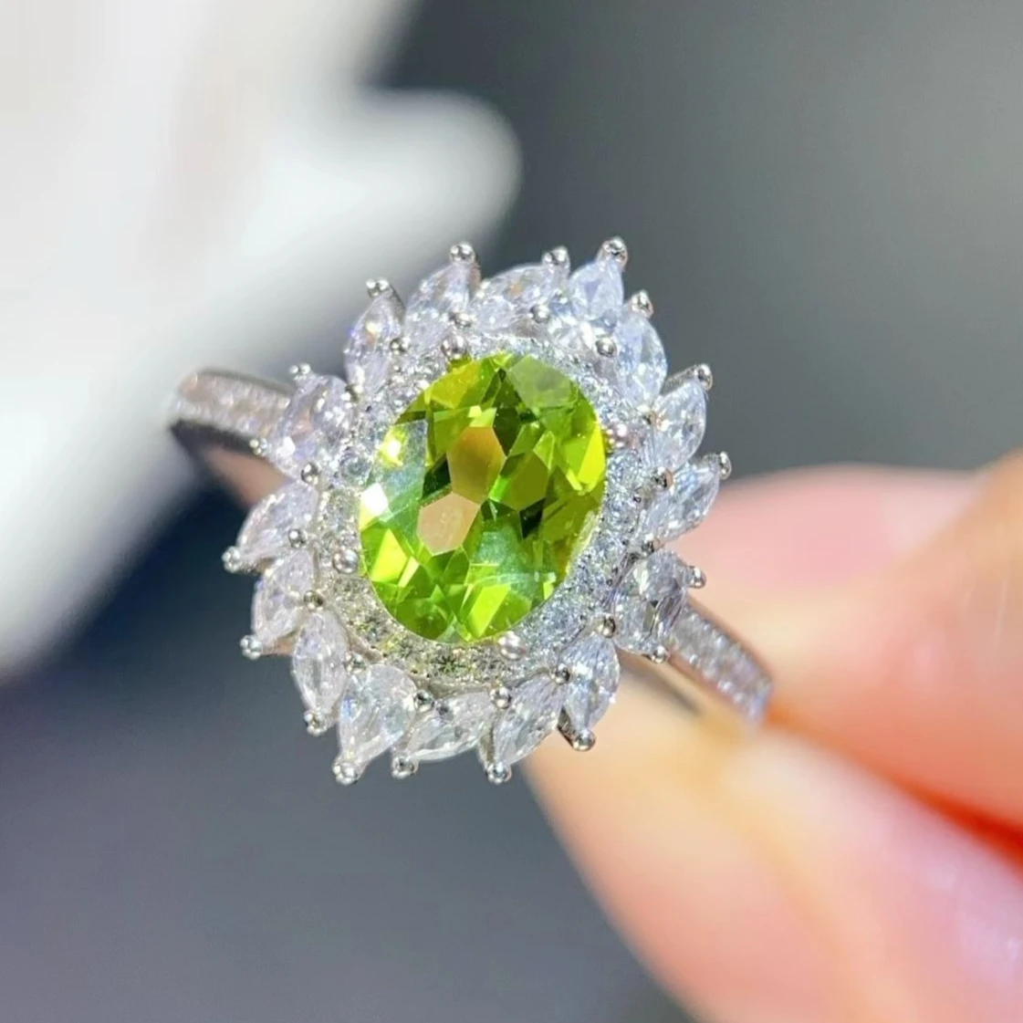 sparkling-925-silver-gemstone-ring-6x8mm-1ct-natural-peridot-ring-with-free-certificate-genuine-peridot-fine-jewelry