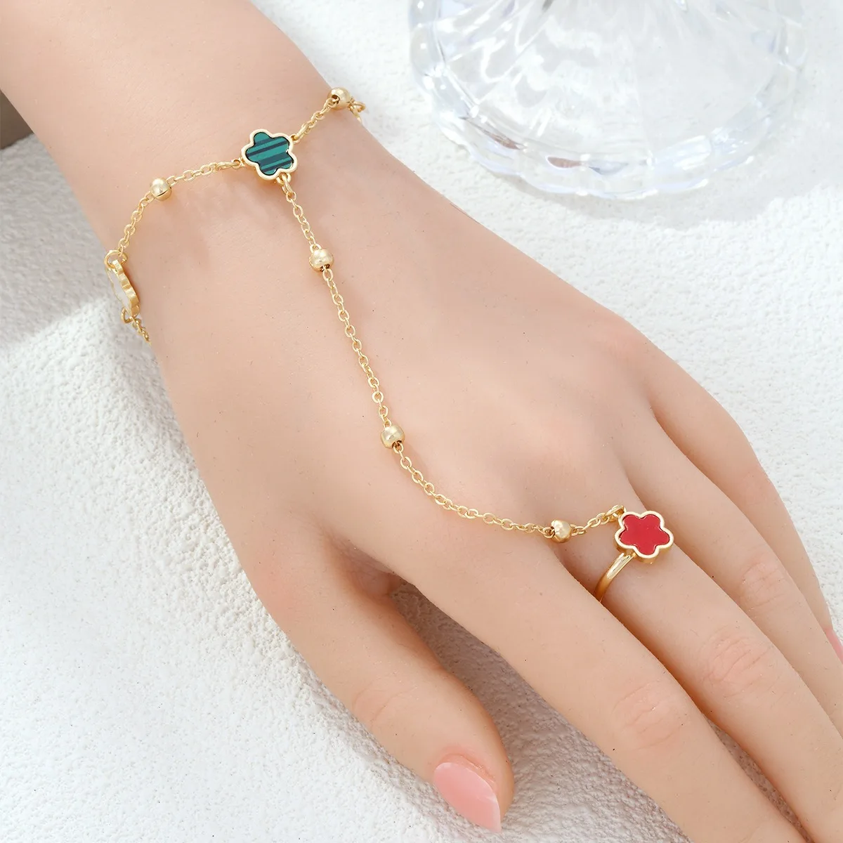 

Lucky Five Leaf Flower Hand Back Chain All In One Bracelets Rings For Women Fashion Trendy Gold Plated Charm Fine Jewelry Gifts