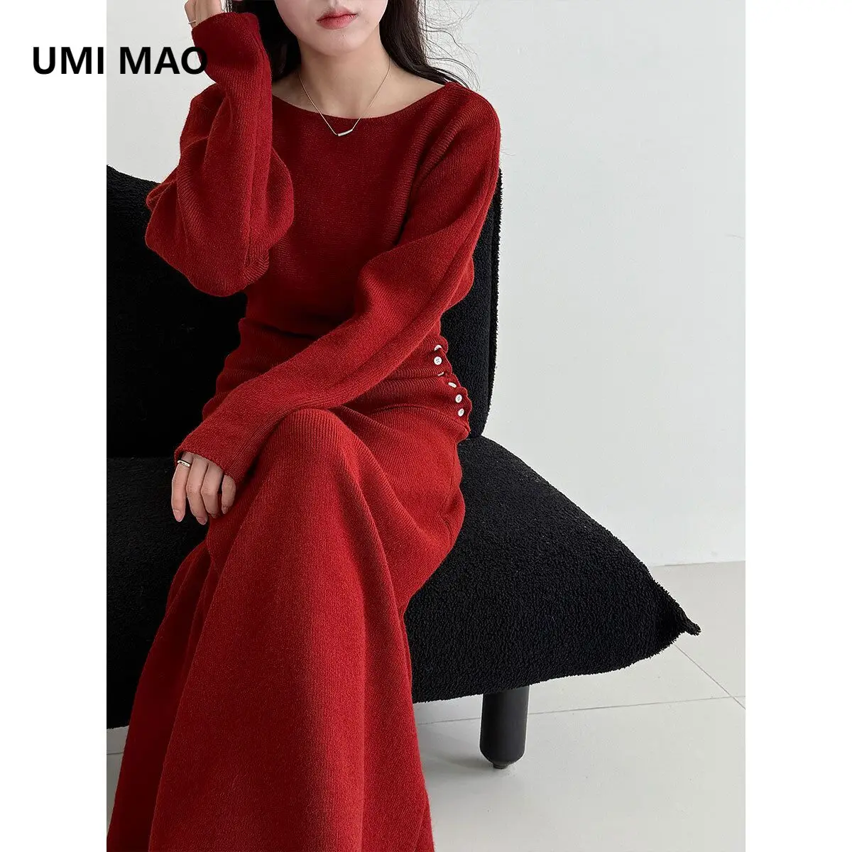

UMI MAO French Style Atmosphere Off-Shoulder Waist-Cinching Top for Women + High-Waisted Knitted Skirt Elegant Set