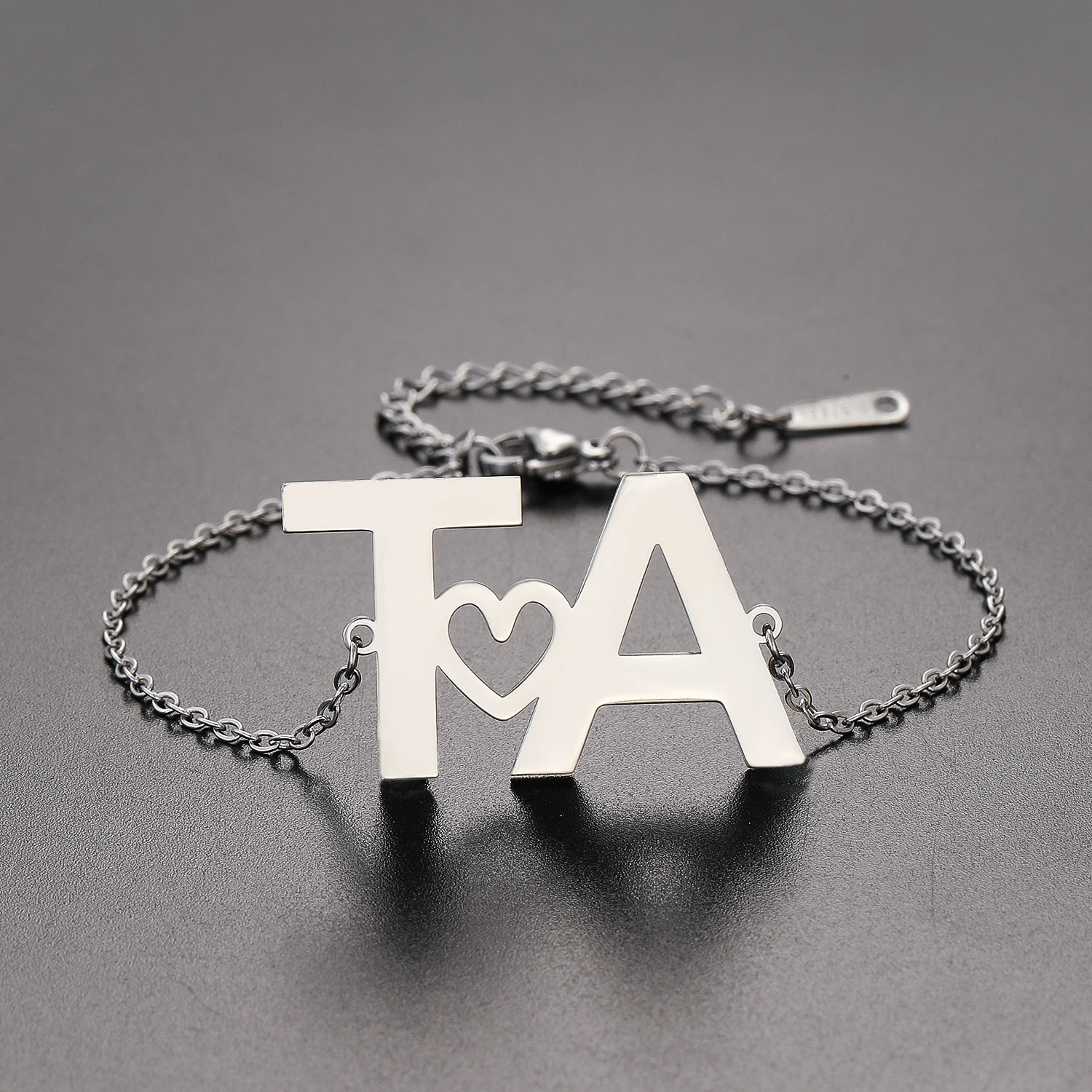 

Stainless Steel Customized Initial Letter Bracelet For Women Bracelet Men Trendy Jewelry Couple Gift