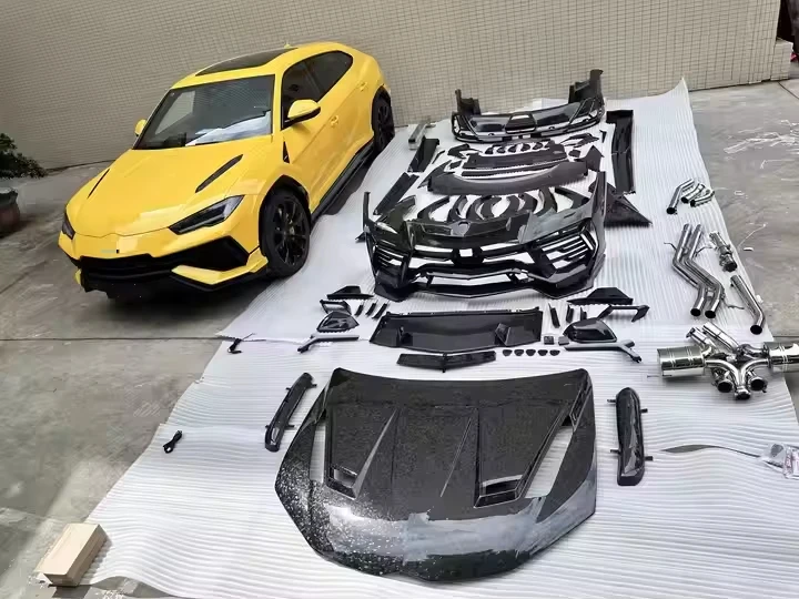 Custom Products MSY Style Forged Pattern Dry Carbon Fiber Body Kit forLamborghini URUS - Front Lip/Side Skirts/Rear Diffuser