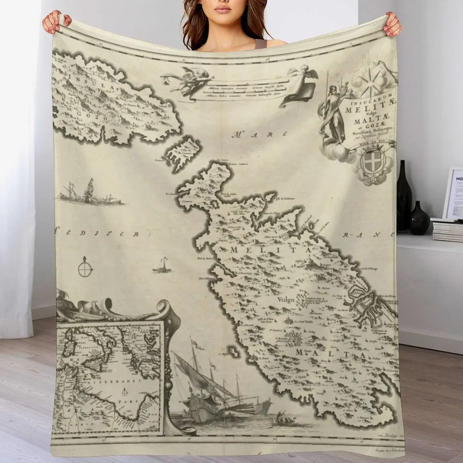 Vintage Malta Map (1698) Throw Blanket Beautifuls Bed linens Blankets