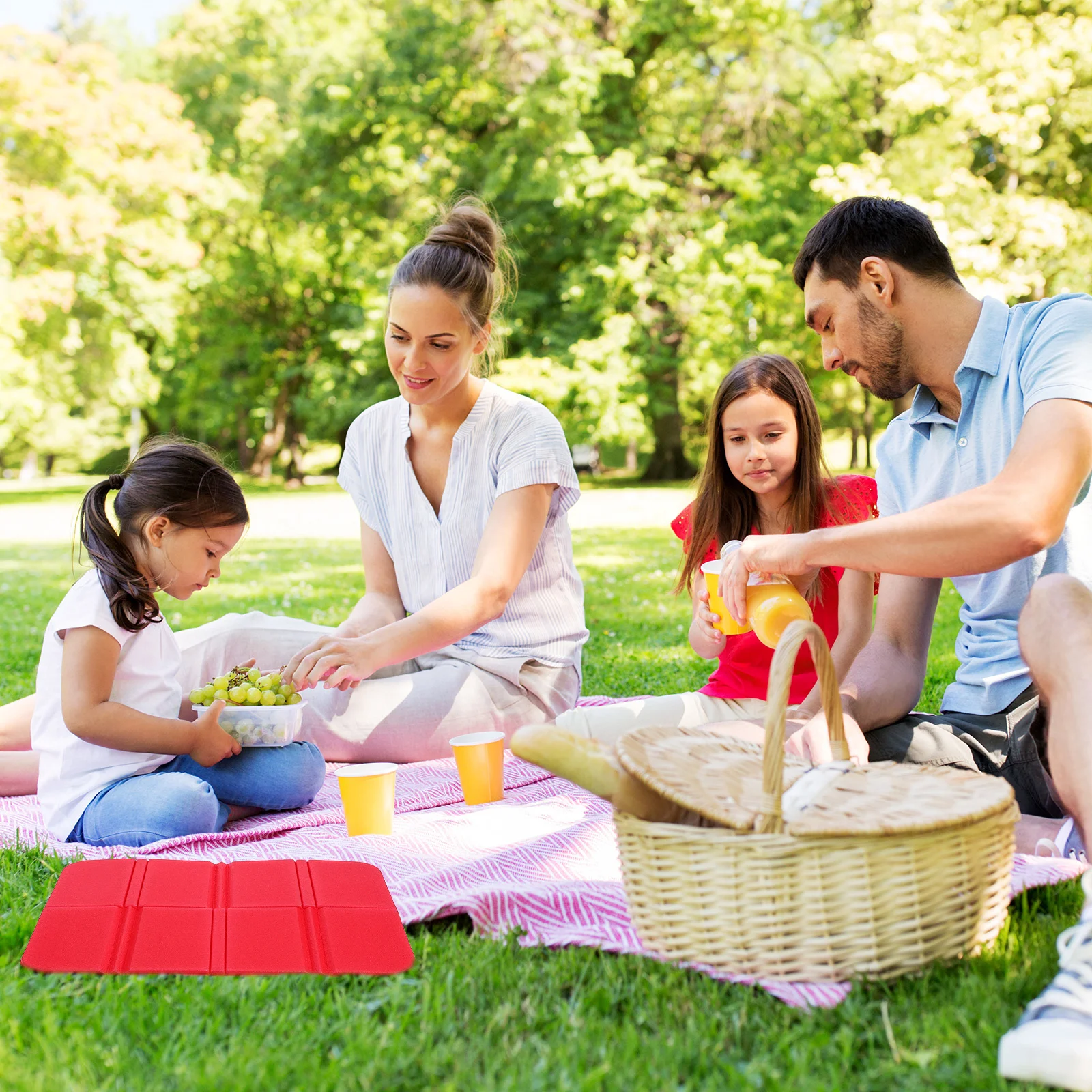 

Moisture-Proof Folding Red Xpe Sitting Mat Cushion Seat Outdoor Camping Picnic Waterproof Foldable Pad Mats Folding Pad Seats