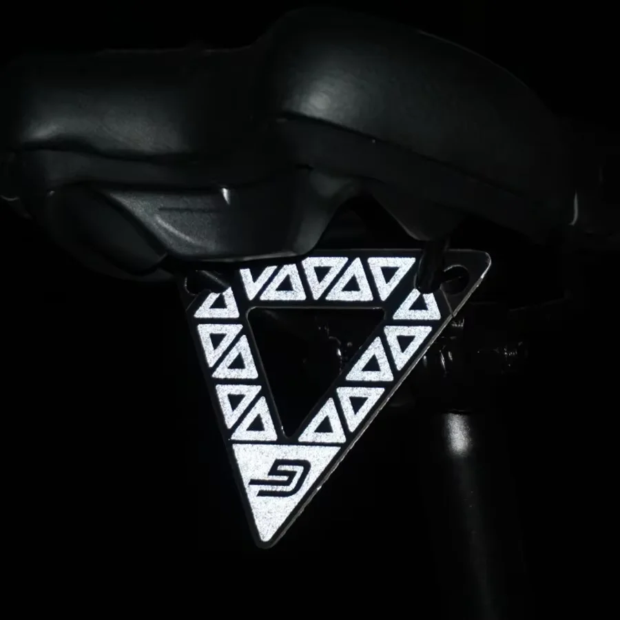 1 Pc Outdoor Cycling Gear / Bicycle / Reflective Pendant Triangular Reflective Safety Warning Sign